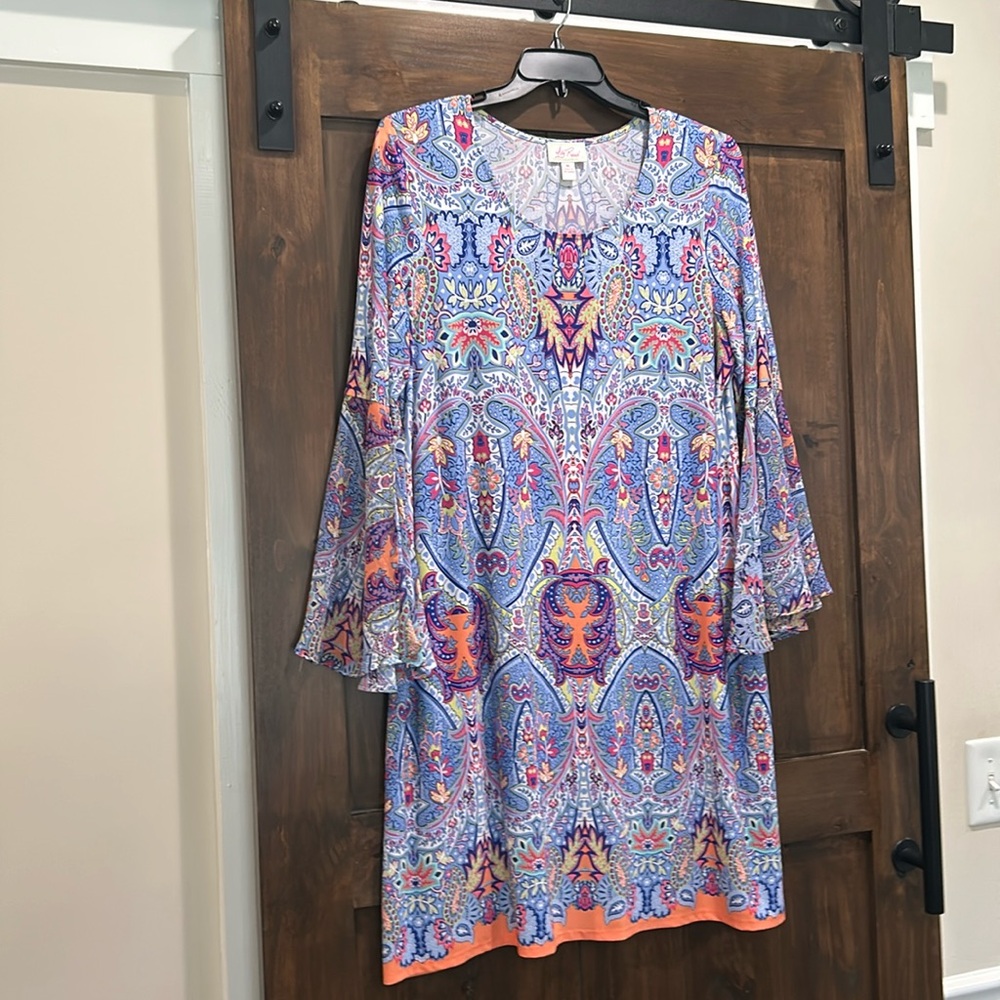 E204 Ivy road dress size XL EUC Paisley Spring Bell Sleeve